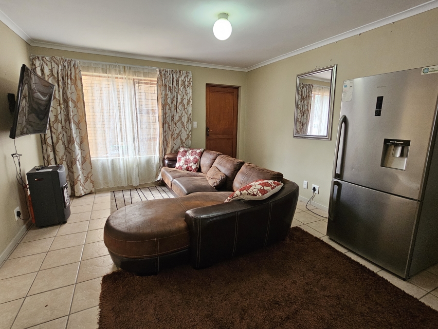 2 Bedroom Property for Sale in Ferndale Western Cape